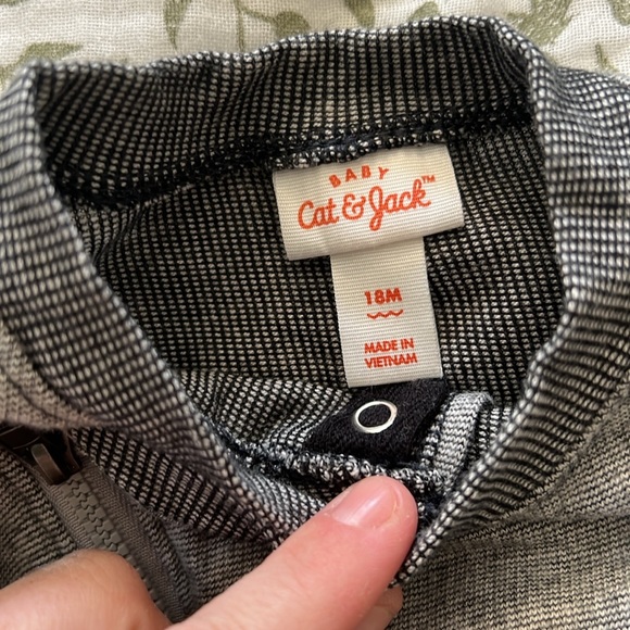 NWOT zip up - Picture 3 of 3